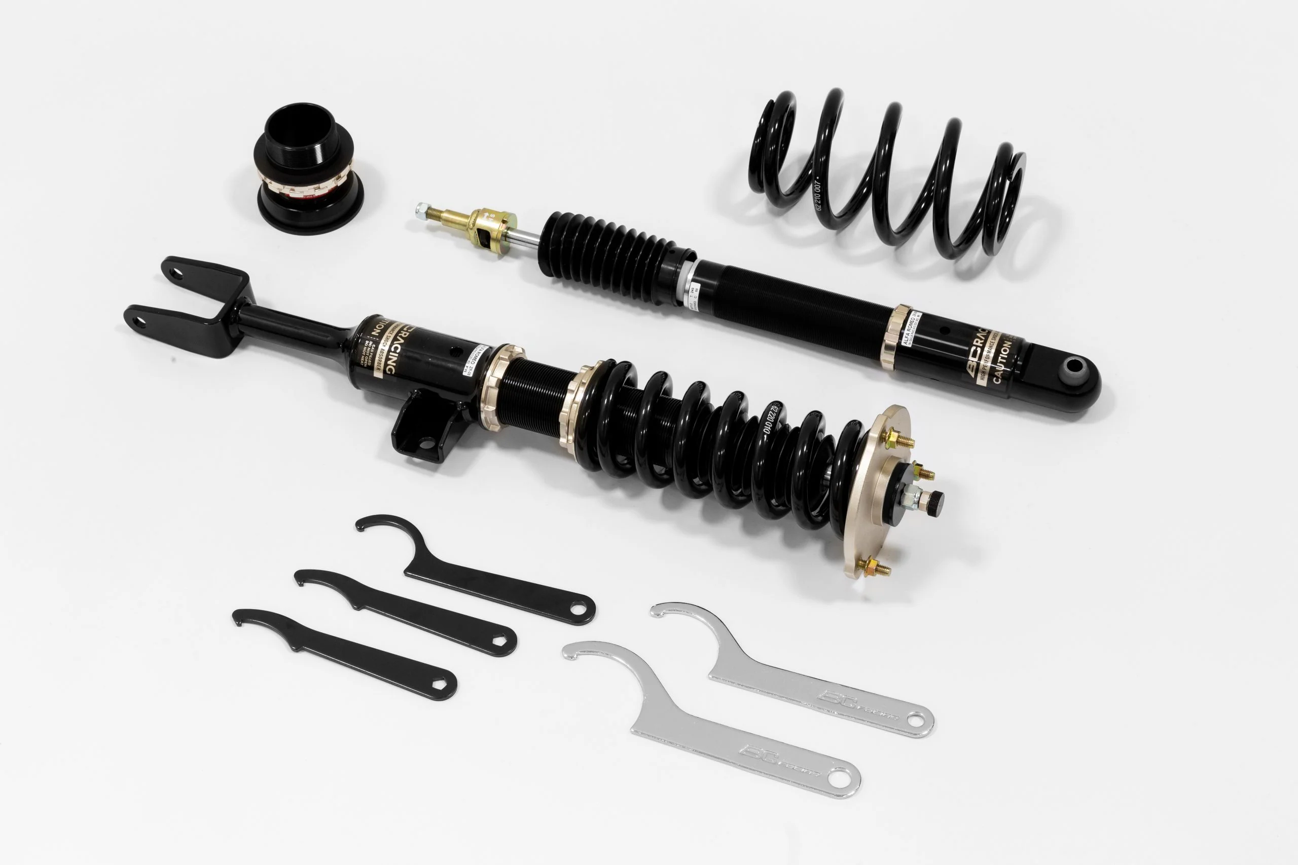 Alfa Romeo Giulia RWD 15+ BC Racing  Instelbare Verlagingsset / Schroefset ZR-08-RS Stage2