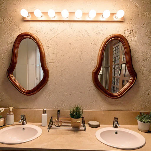 Onregelmatige Wandspiegel van Olijfhout – Handgemaakt Live Edge Houten Frame, Modern Design